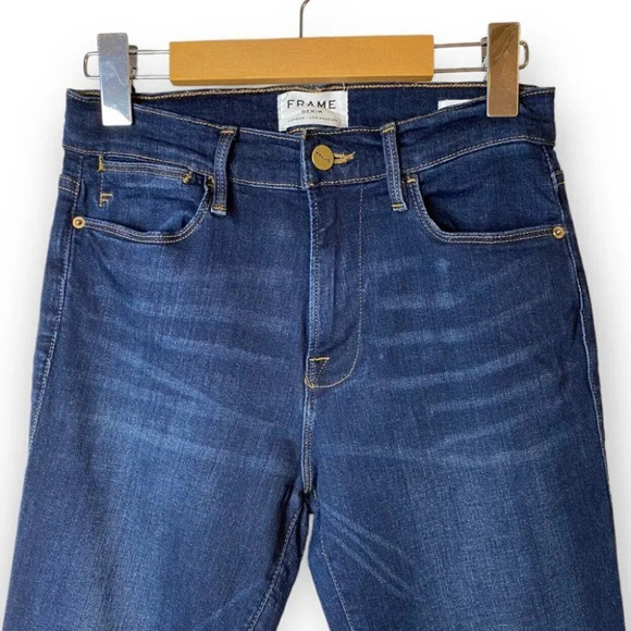 Frame Le High Slit Hem Skinny  Jeans In Wythe - Picture 3 of 9